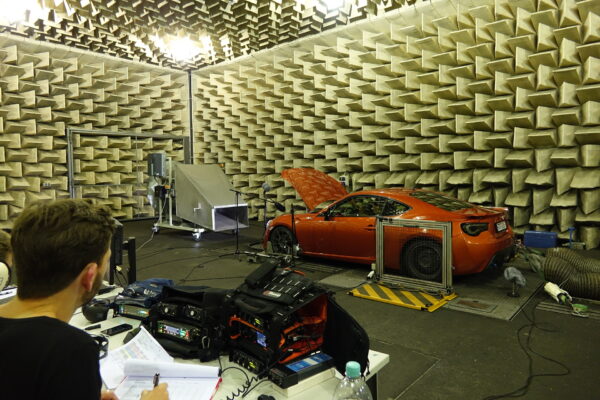 Dynamedion anechoic room car recordings with TPR 1
