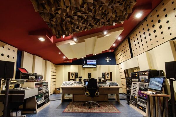 Studio Spoor 14 of Wessel Oltheten